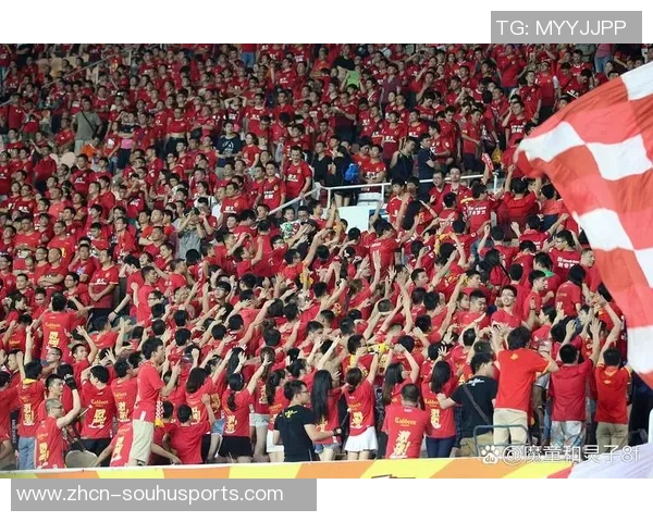 国足迎战英格兰挑战赛场展现拼搏精神与足球魅力